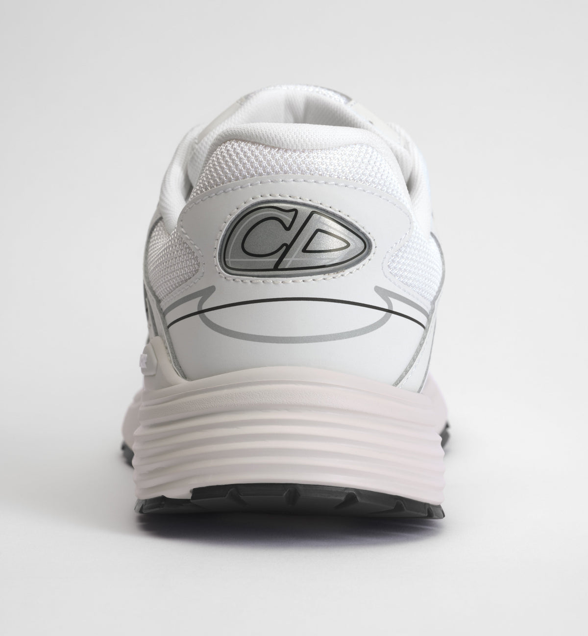 Sneaker Dior B30 Blanche détails logo  – chaussure de luxe homme et femme