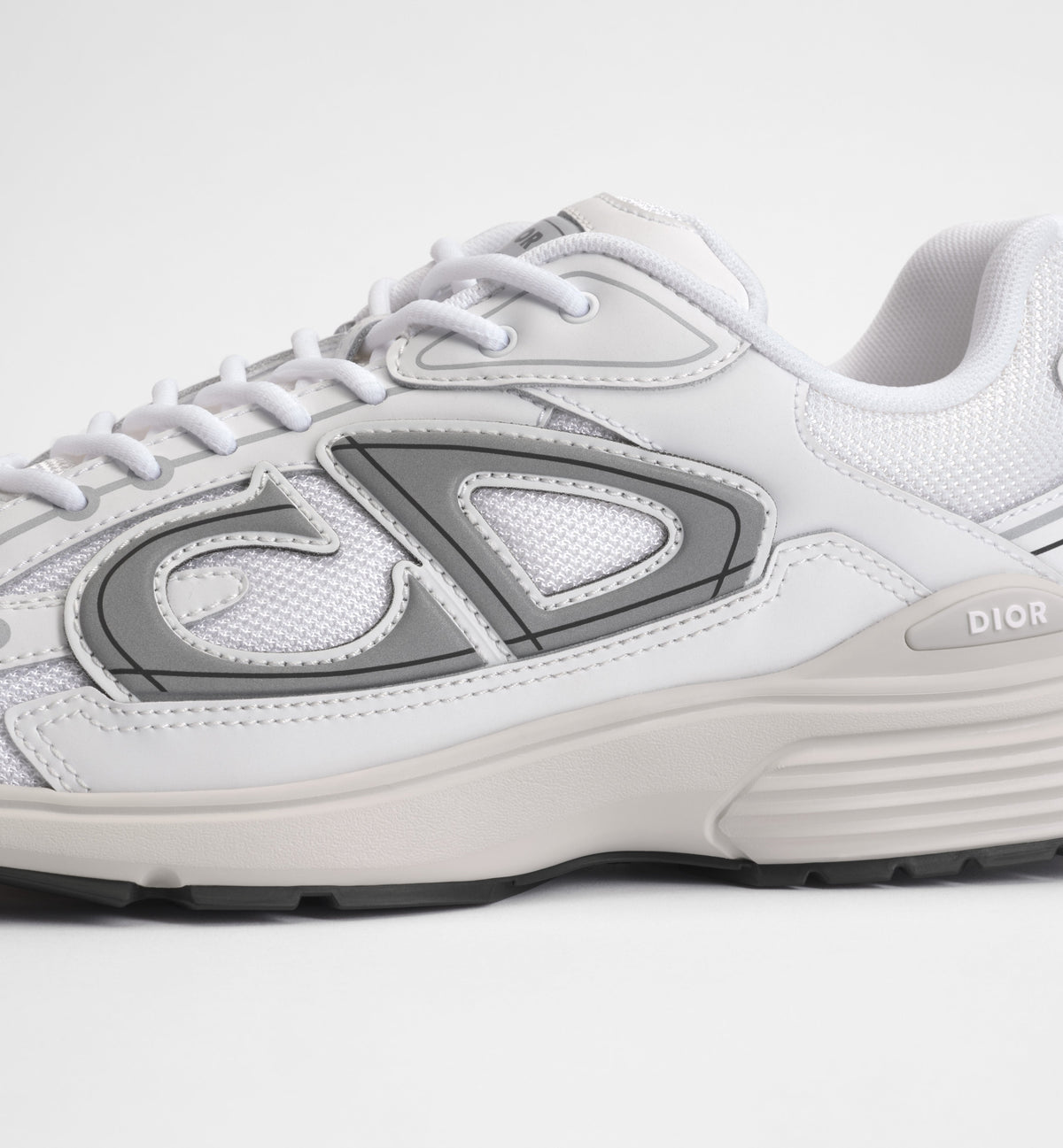 Sneaker Dior B30 Blanche vue latéral  – chaussure de luxe homme et femme