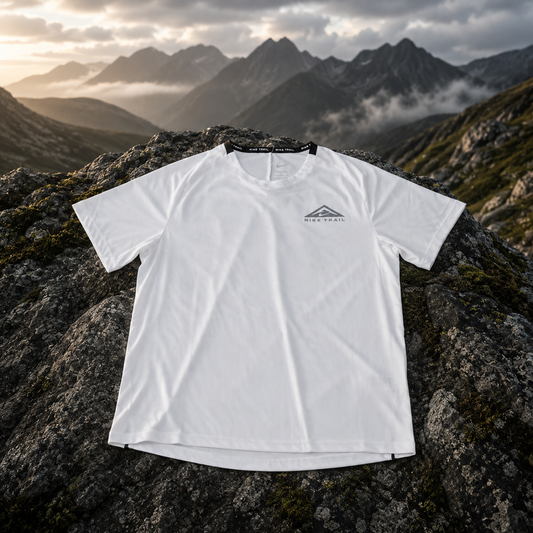 T-Shirt Nike Trail homme blanc Dri-FIT – running trail léger